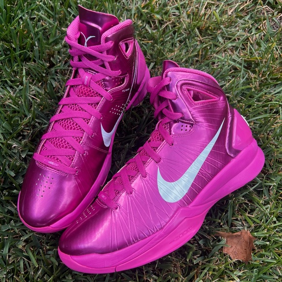 RARE Nike Hyperdunk 2010 size 10.5 Mens Think Pink Basketball shoes - Picture 1 of 13